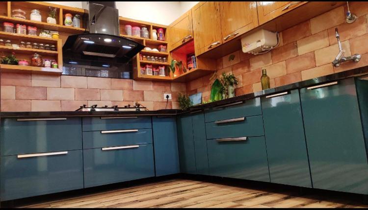 Entire Craftsman House With 2 Bedrooms Kitchen And More Rāipur 외부 사진
